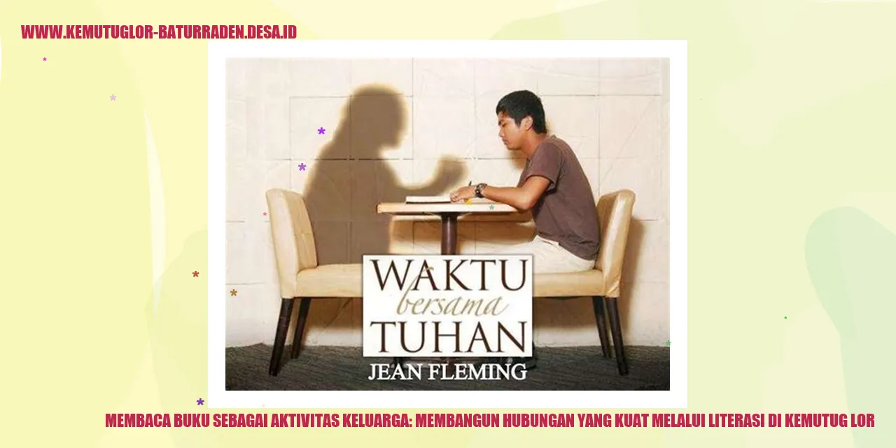 Membaca buku keluarga